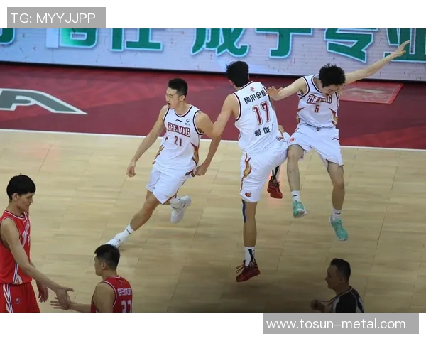 季前赛辽宁队对阵青岛队精彩在线直播全程回顾与分析